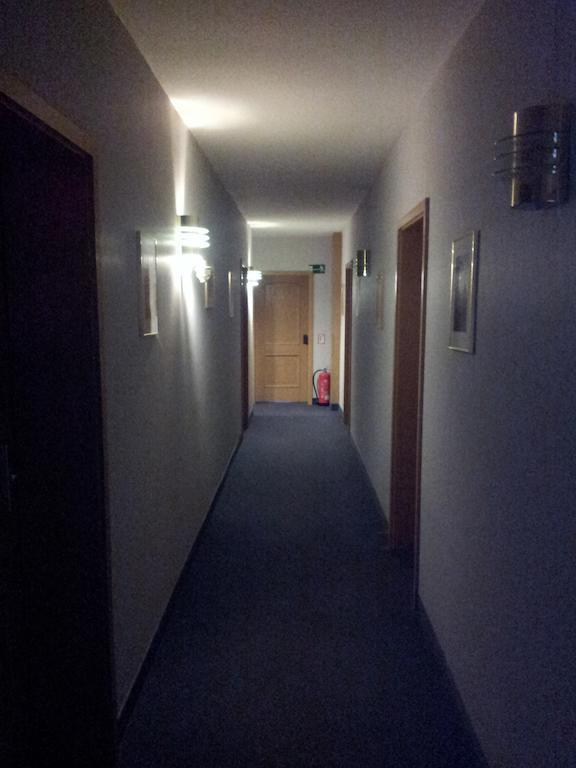 Hotel Zur Frischen Quelle Oberasbach Zewnętrze zdjęcie