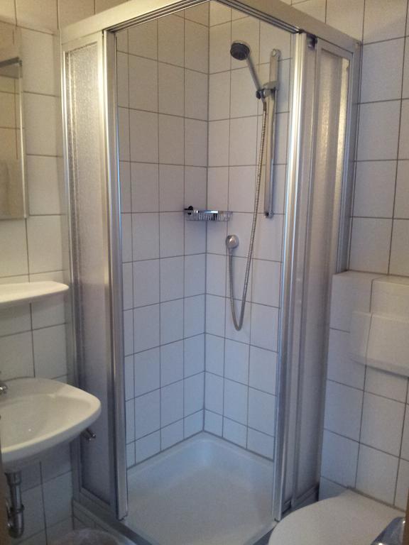 Hotel Zur Frischen Quelle Oberasbach Pokój zdjęcie